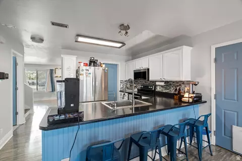 Kitchen - 1969 S 575 E, Clearfield, UT 84015 photo 3 of 5