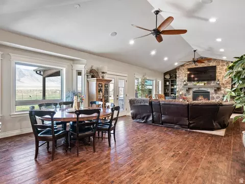 Dining - 3050 N Bronzewood Cir, Erda, UT 84074 photo 1 of 2
