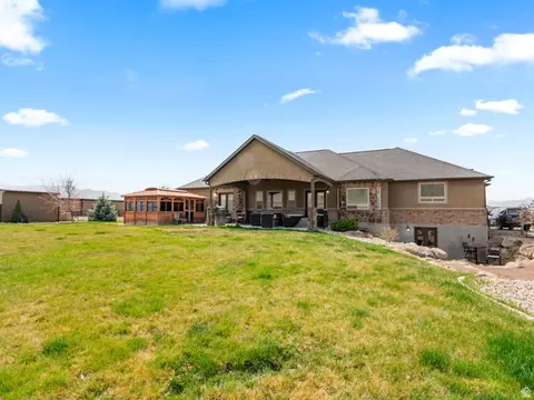 Exterior - 3050 N Bronzewood Cir, Erda, UT 84074 photo 3 of 11