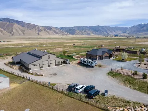 3050 N Bronzewood Cir, Erda, UT 84074