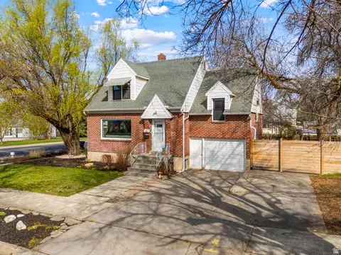 Exterior - 105 E 600 N, Logan, UT 84321 photo 2 of 7
