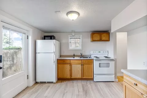 Kitchen - 105 E 600 N, Logan, UT 84321 photo 5 of 5