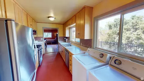 Kitchen - 315 Abbey Rd, Moab, UT 84532 photo 4 of 4
