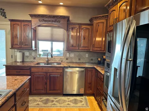 Kitchen - 395 S 200 E, Willard, UT 84340 photo 6 of 13