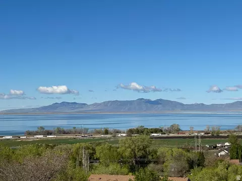 View/Area - 395 S 200 E, Willard, UT 84340 photo 2 of 9