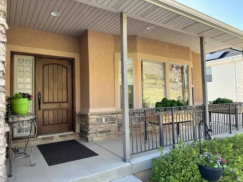 Exterior - 395 S 200 E, Willard, UT 84340 photo 2 of 14