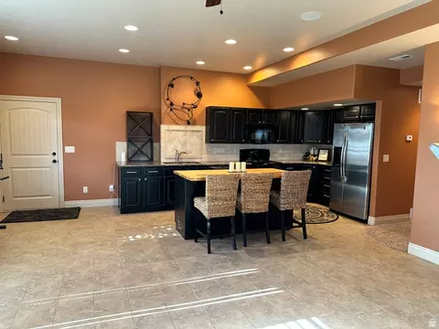 Kitchen - 395 S 200 E, Willard, UT 84340 photo 9 of 13