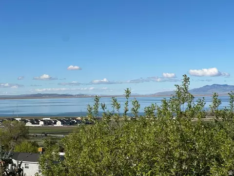 View/Area - 395 S 200 E, Willard, UT 84340 photo 1 of 9