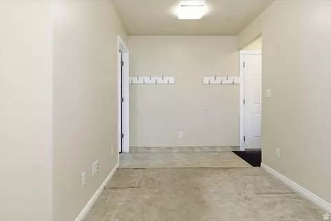Entry Way - 881 S 1200 E, Preston, ID 83263 photo 2 of 2