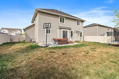 Exterior - 2034 E 800 S, Spanish Fork, UT 84660 photo 4 of 6
