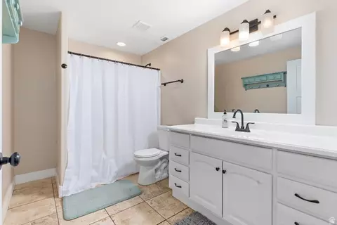 Bath - 2034 E 800 S, Spanish Fork, UT 84660 photo 4 of 4