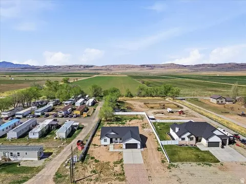 View/Area - 161 N 200 W, Levan, UT 84639 photo 3 of 8