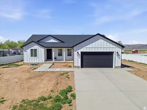 Exterior - 161 N 200 W, Levan, UT 84639 photo 2 of 13