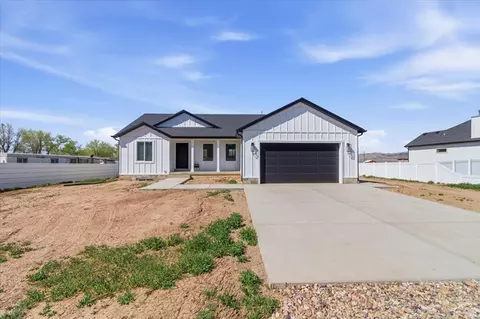 Exterior - 161 N 200 W, Levan, UT 84639 photo 4 of 13