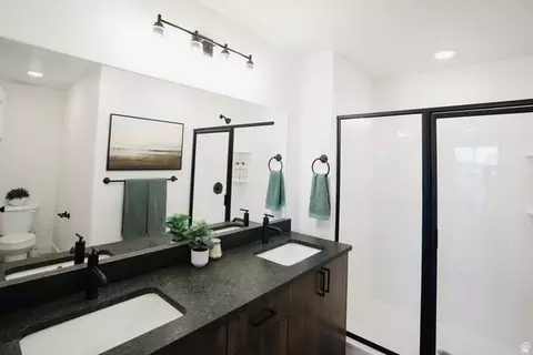 Bath - 946 S 280 E #211, Spanish Fork, UT 84660 photo 1 of 5
