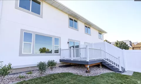 Exterior - 1350 S 200 W, Bountiful, UT 84010 photo 4 of 6