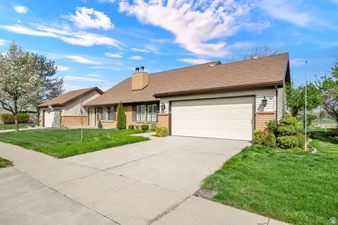 Exterior - 732 W 1175 N, Centerville, UT 84014 photo 3 of 7