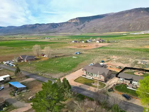 488 S 250 W, Fountain Green, UT 84632