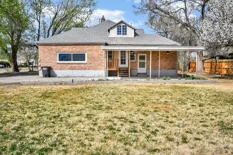 Exterior - 60 E 200 N, Monroe, UT 84754 photo 5 of 11