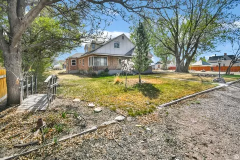 Exterior - 60 E 200 N, Monroe, UT 84754 photo 2 of 11
