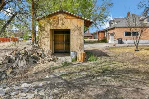 Exterior - 60 E 200 N, Monroe, UT 84754 photo 8 of 11