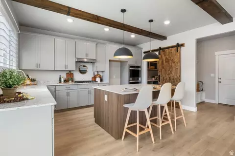 Kitchen - 572 S Chamberlain St, Mapleton, UT 84664 photo 2 of 4