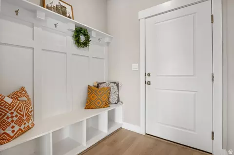 Entry Way - 572 S Chamberlain St, Mapleton, UT 84664 photo 3 of 3