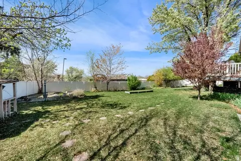 Exterior - 698 E 200 S, Bountiful, UT 84010 photo 5 of 10
