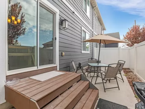 Exterior - 12214 S Pixie Dr, Draper, UT 84020 photo 3 of 5
