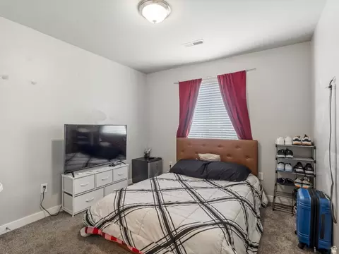 Bedroom - 12214 S Pixie Dr, Draper, UT 84020 photo 2 of 4