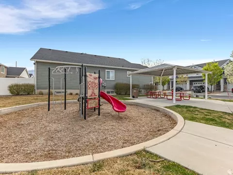 Exterior - 12214 S Pixie Dr, Draper, UT 84020 photo 5 of 5