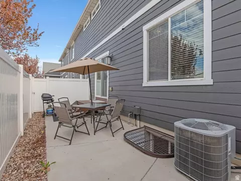 Exterior - 12214 S Pixie Dr, Draper, UT 84020 photo 4 of 5
