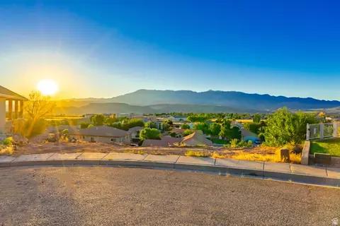 3 Spilsbury Ct #3, Hurricane, UT 84737