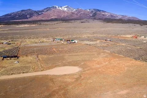 112 E Maddison Ave, La Sal, UT 84530 photo 8