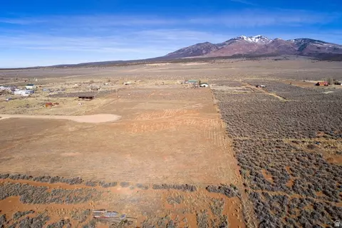 112 E Maddison Ave, La Sal, UT 84530 photo 12