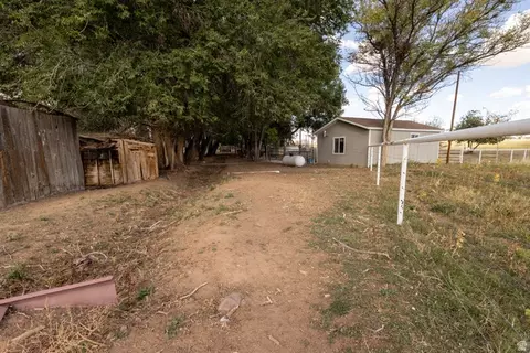 Exterior - 4491 N 3000 W, Roosevelt, UT 84066 photo 9 of 18
