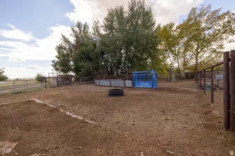 Exterior - 4491 N 3000 W, Roosevelt, UT 84066 photo 15 of 18