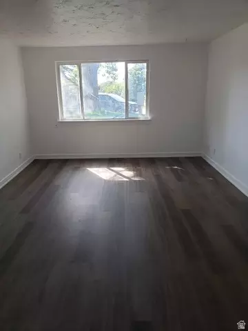 Living - 110 E 2250 S, Bountiful, UT 84010 photo 1 of 2