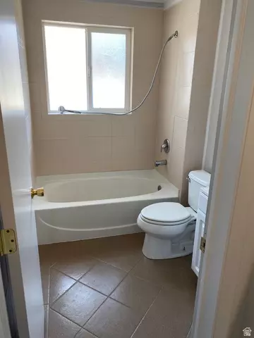 Bath - 110 E 2250 S, Bountiful, UT 84010 photo 2 of 4