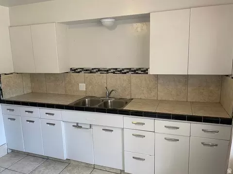 Kitchen - 110 E 2250 S, Bountiful, UT 84010 photo 3 of 4