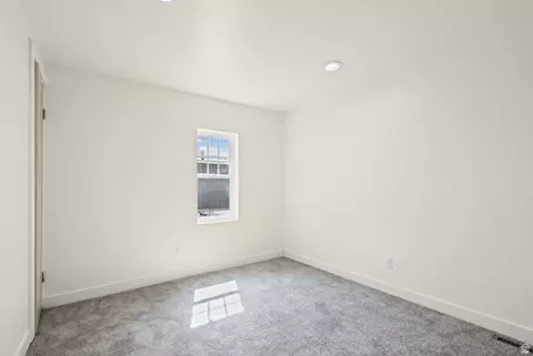 935 E 3000 N, Layton, UT 84040 photo 13