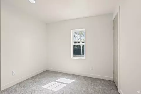 935 E 3000 N, Layton, UT 84040 photo 15