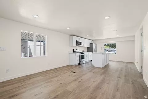935 E 3000 N, Layton, UT 84040 photo 16