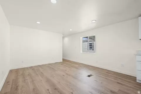 935 E 3000 N, Layton, UT 84040 photo 17