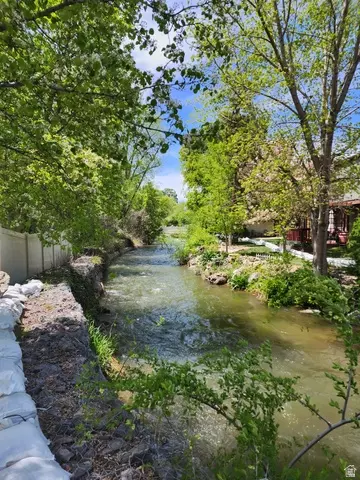 View/Area - 5402 S Willow Ln E #E, Murray, UT 84107 photo 1 of 2