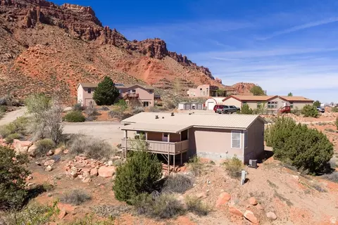 View/Area - 3453 Lemon Ln, Moab, UT 84532 photo 2 of 5