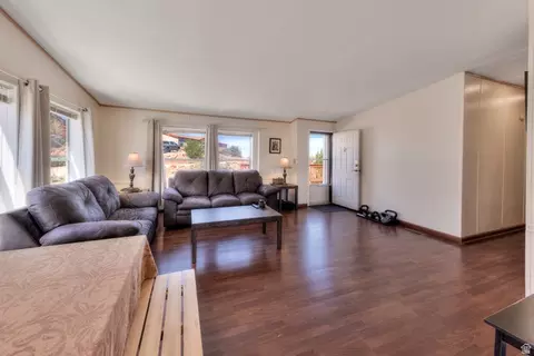 Living - 3453 Lemon Ln, Moab, UT 84532 photo 3 of 3