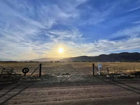 Undisclosed, Elsinore, UT 84724
