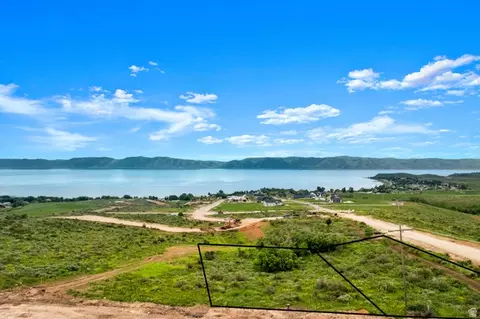 640 W Red Tail Cir #11, Garden City, UT 84028