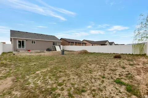 Exterior - 1357 E Skip St, Eagle Mountain, UT 84005 photo 2 of 3